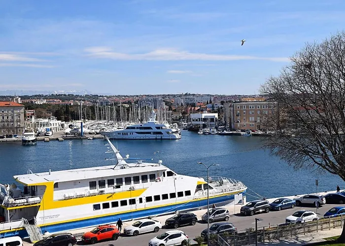 Апартаменти Corner *