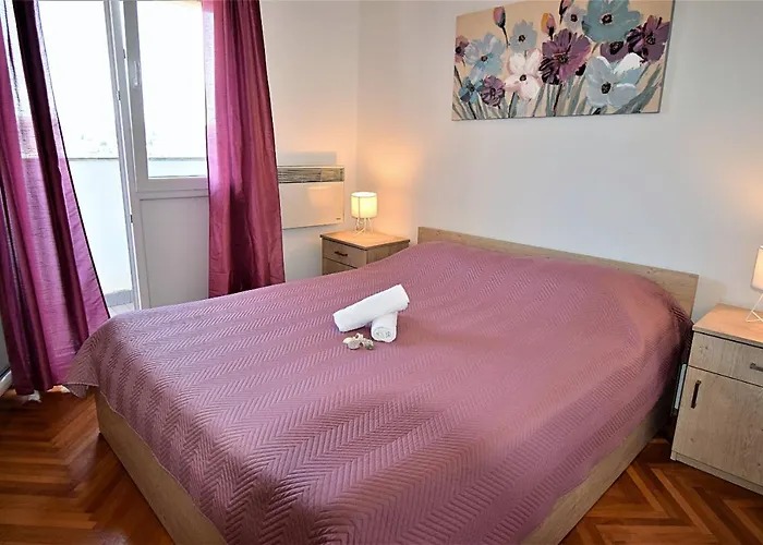 康纳尔公寓 * 扎达尔